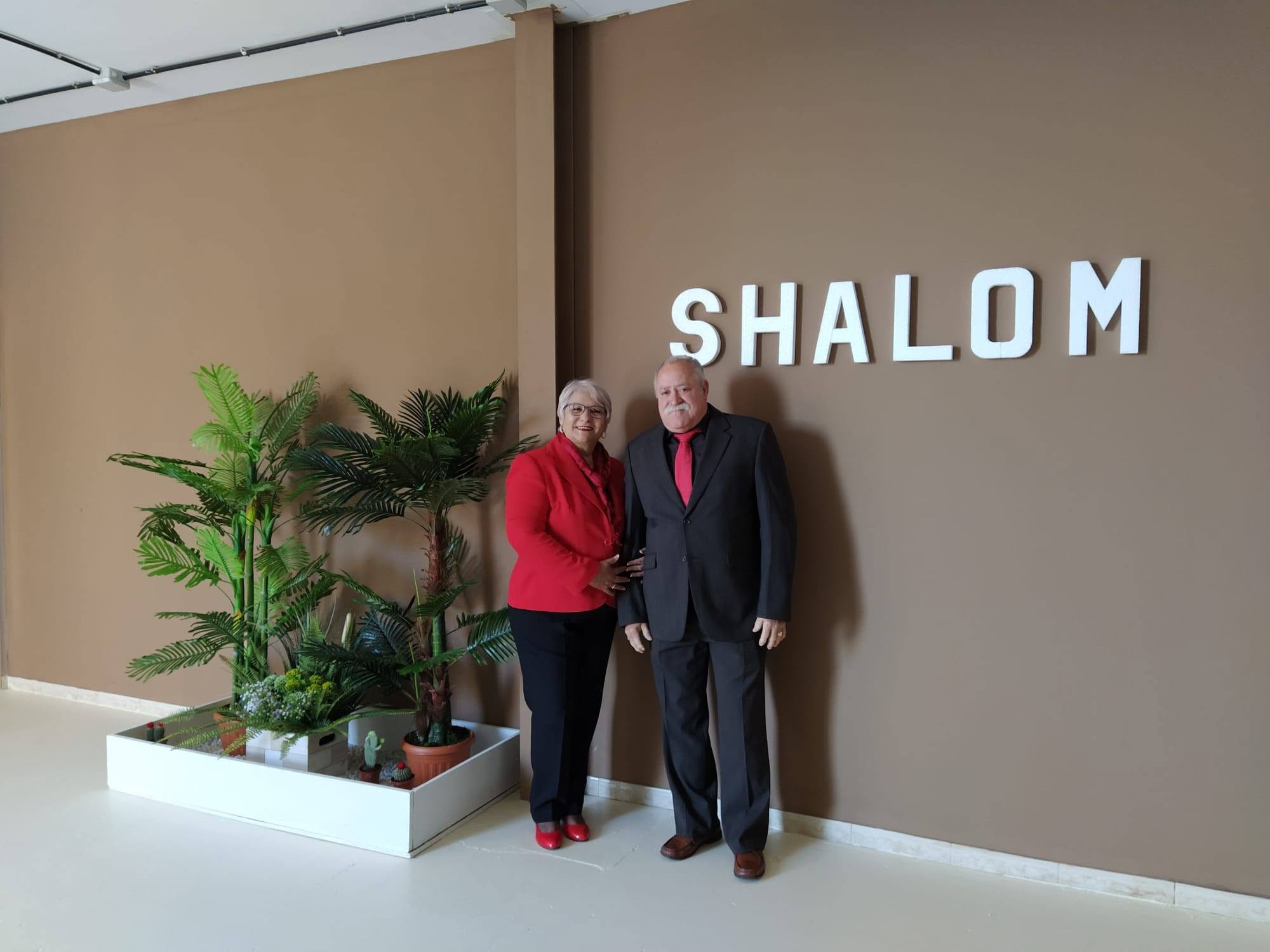 Los pastores Fernando y Maribel juntos